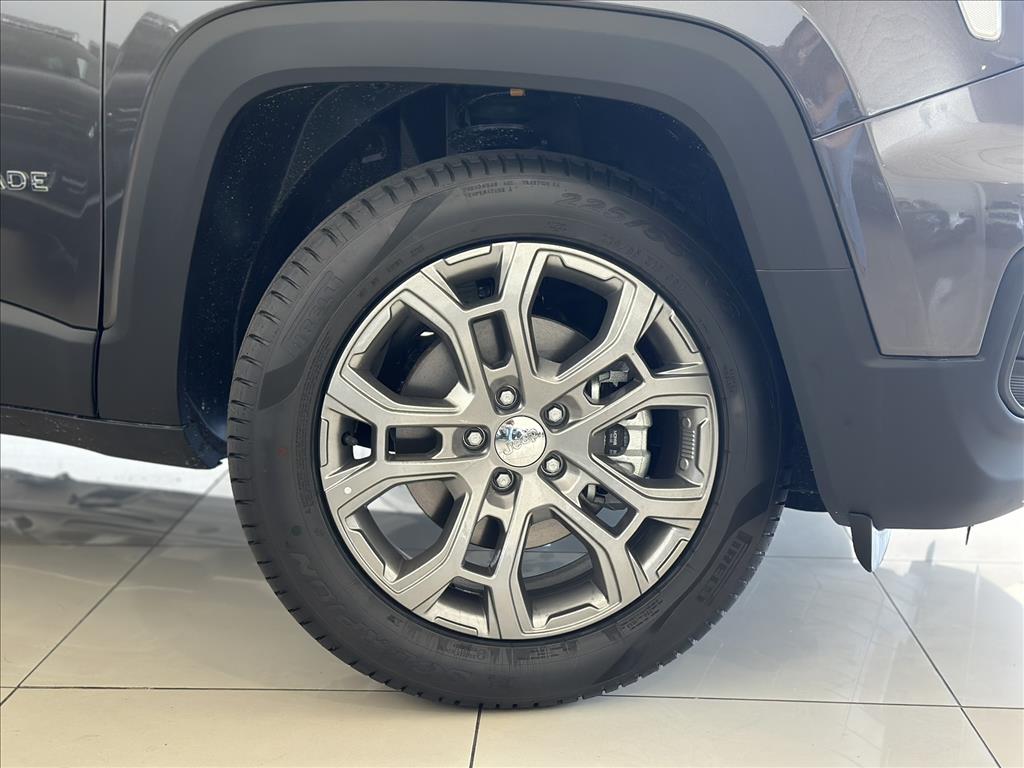 RENEGADE 1.3 T270 TURBO FLEX LONGITUDE AT62