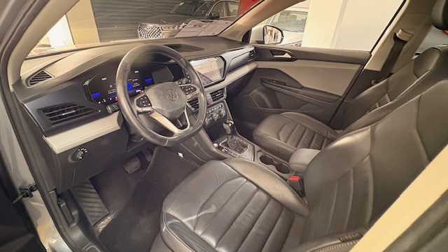 VW - Volkswagen-TAOS-1.4 250 TSI TOTAL FLEX COMFORTLINE AUTOMÁTICO