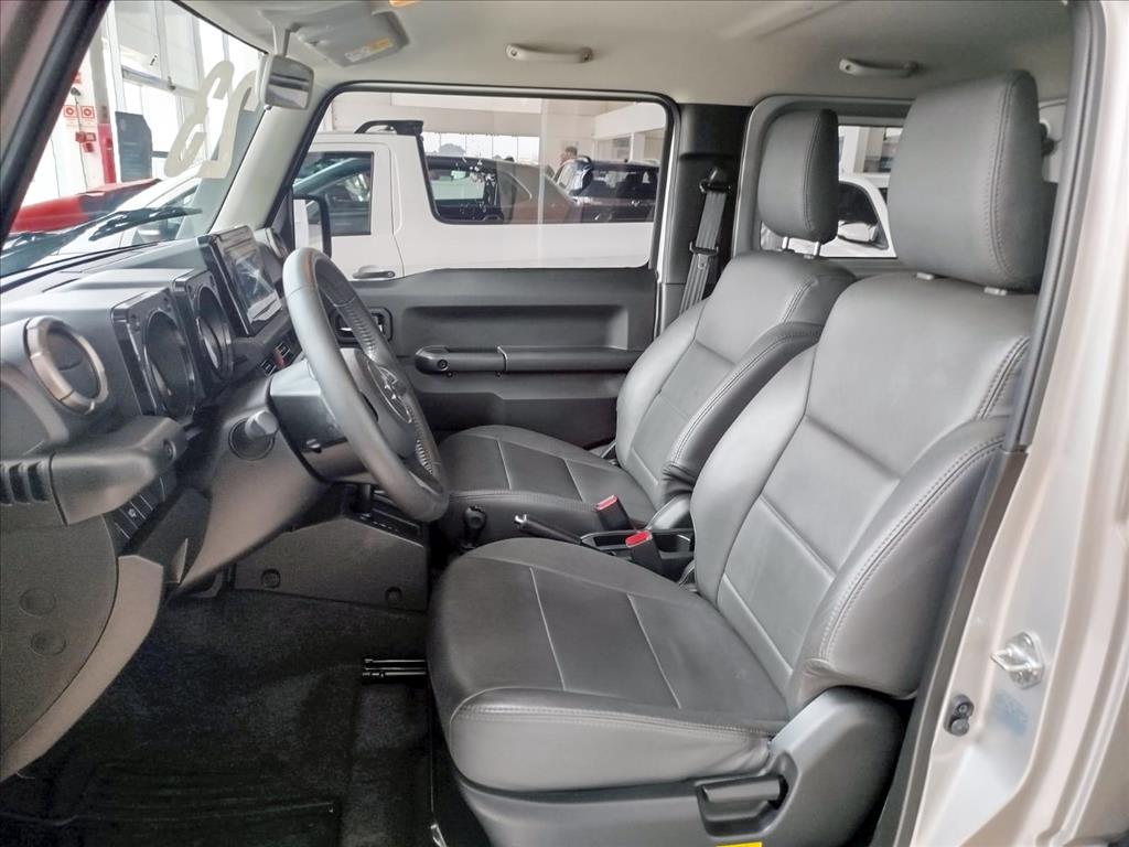 JIMNY 1.5 GASOLINA SIERRA 4YOU 4X4 AUTOMÁTICO13