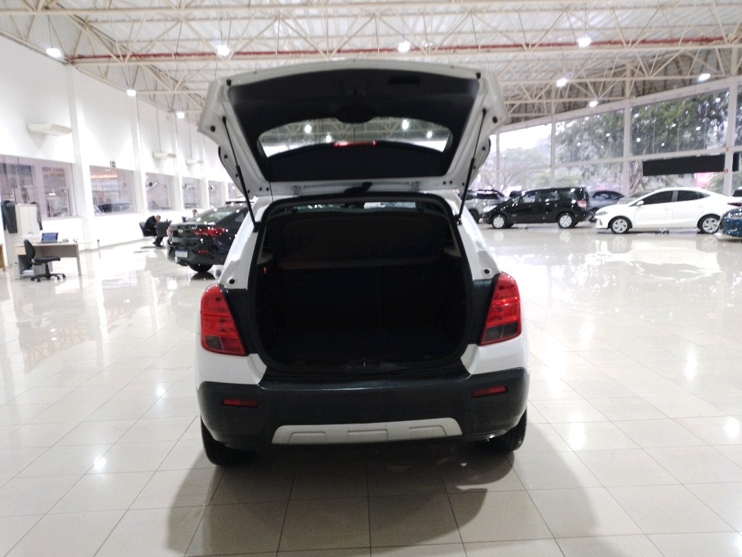 GM - Chevrolet-TRACKER-1.8 MPFI LTZ 4X2 16V FLEX 4P AUTOMÁTICO