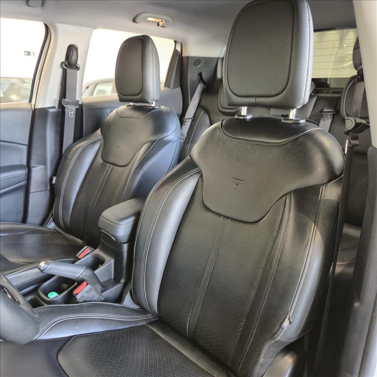 TORO 2.0 16V TURBO DIESEL VOLCANO 4WD AT913