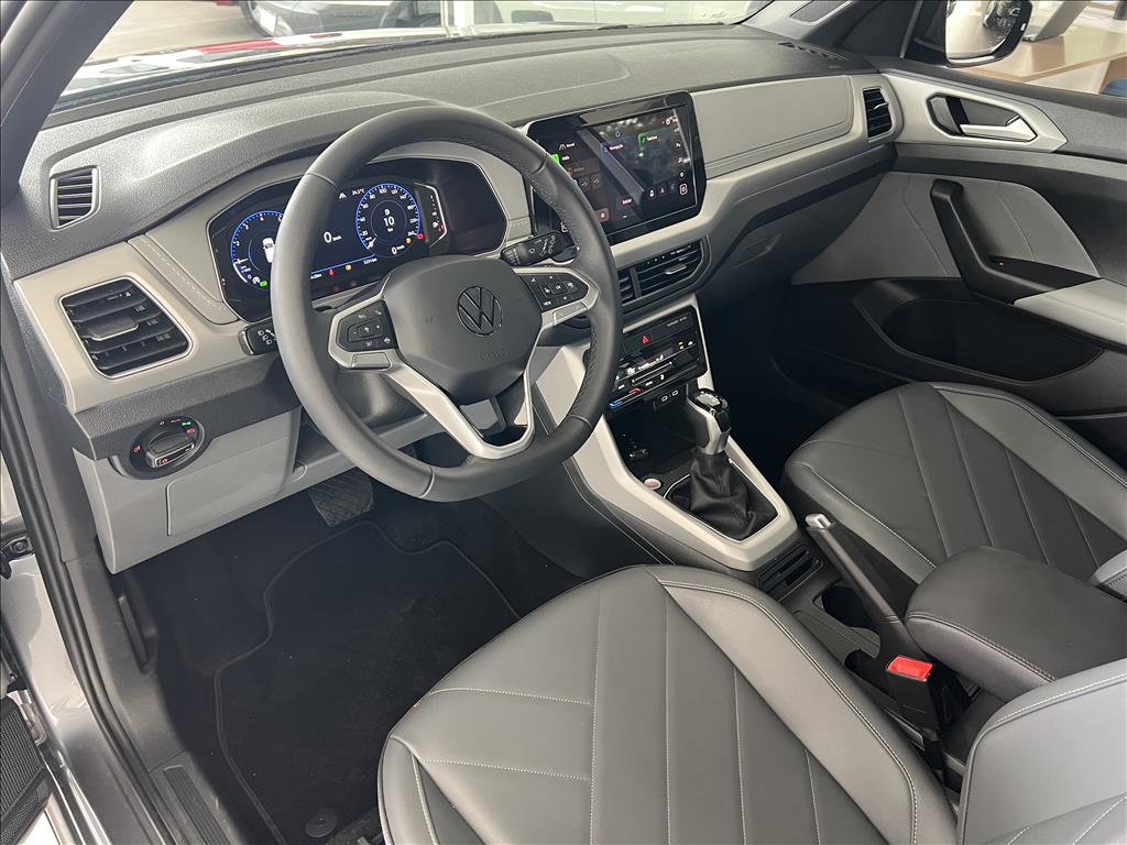 T-CROSS 1.0 200 TSI TOTAL FLEX COMFORTLINE AUTOMÁTICO14