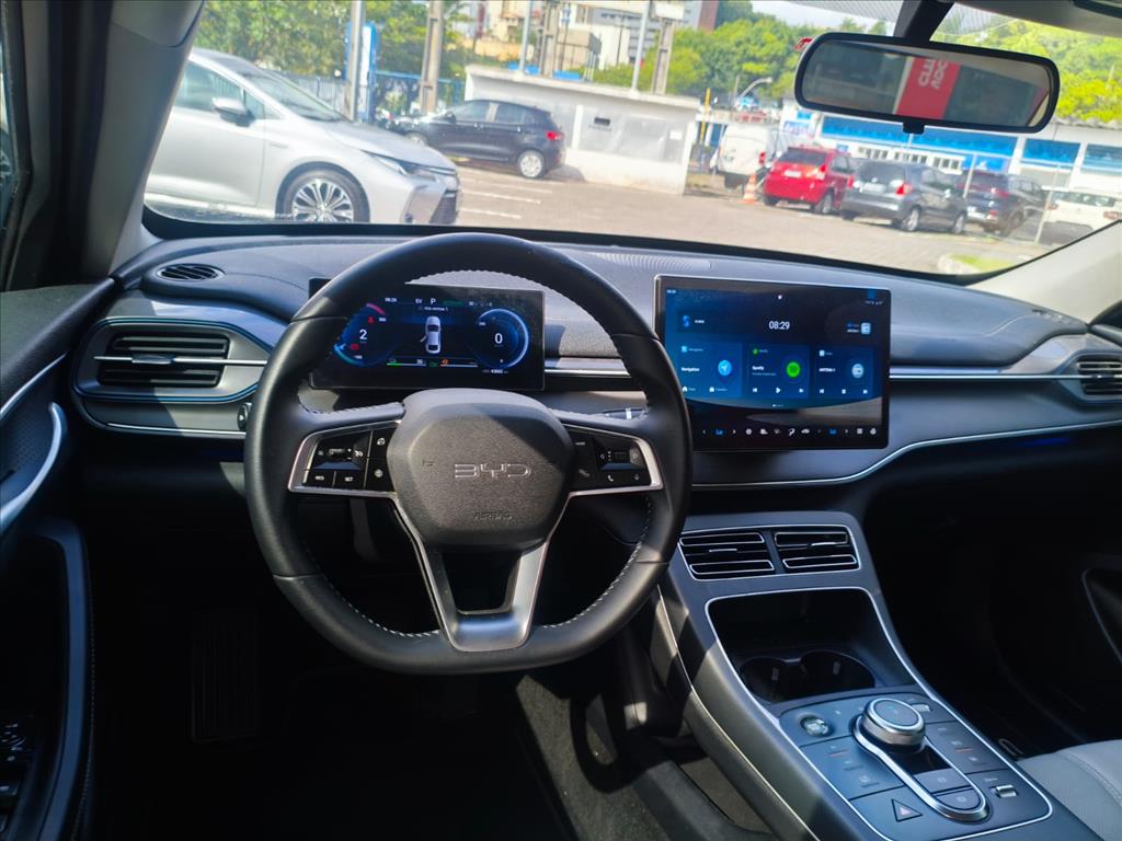 KING 1.5 DM-I PHEV GL AUTOMÁTICO10