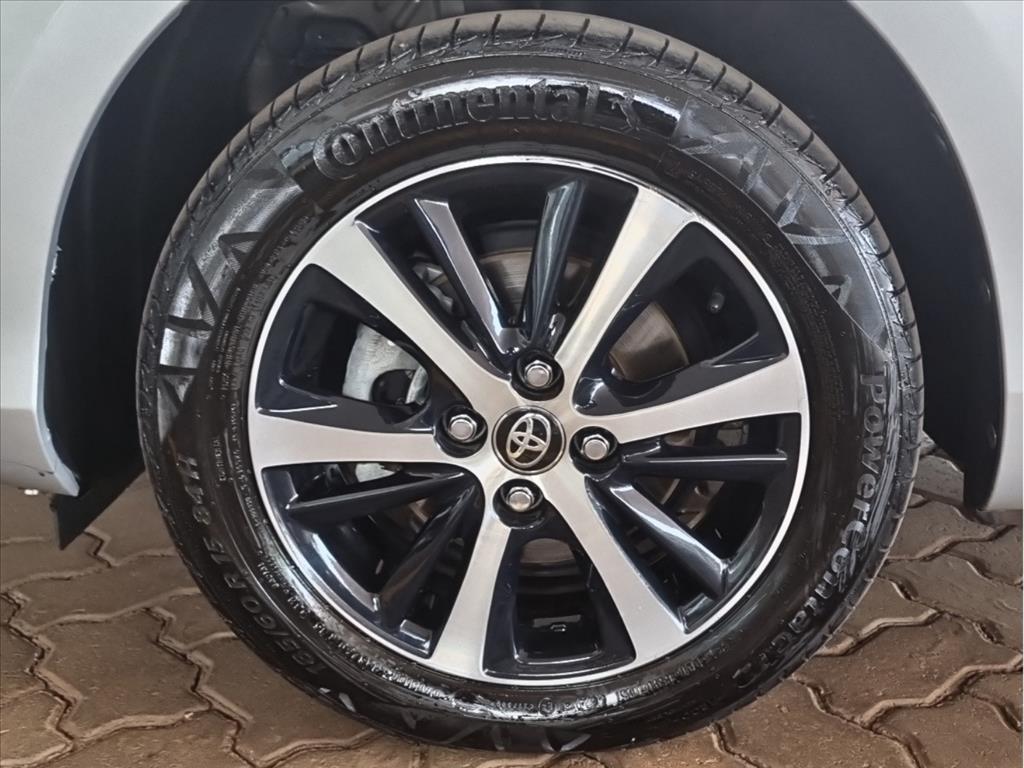 YARIS 1.5 16V FLEX XLS CONNECT MULTIDRIVE9