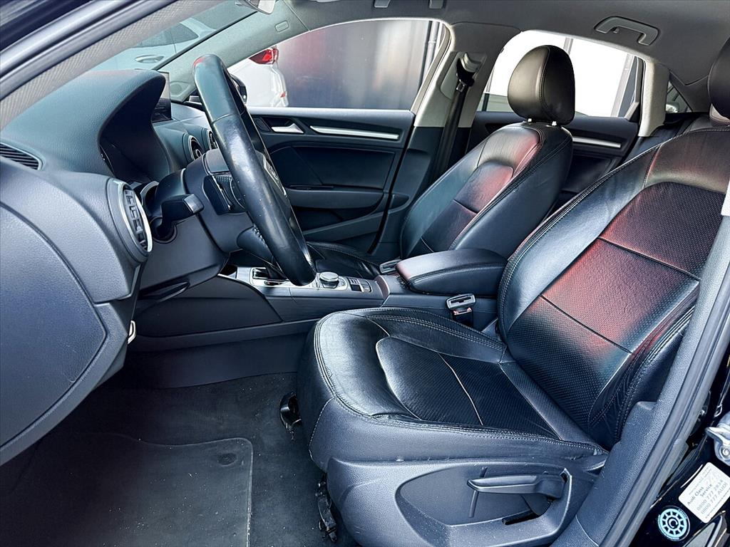 Audi A3 - 1.4 TFSI SEDAN AMBIENTE 16V GASOLINA 4P S-TRONIC