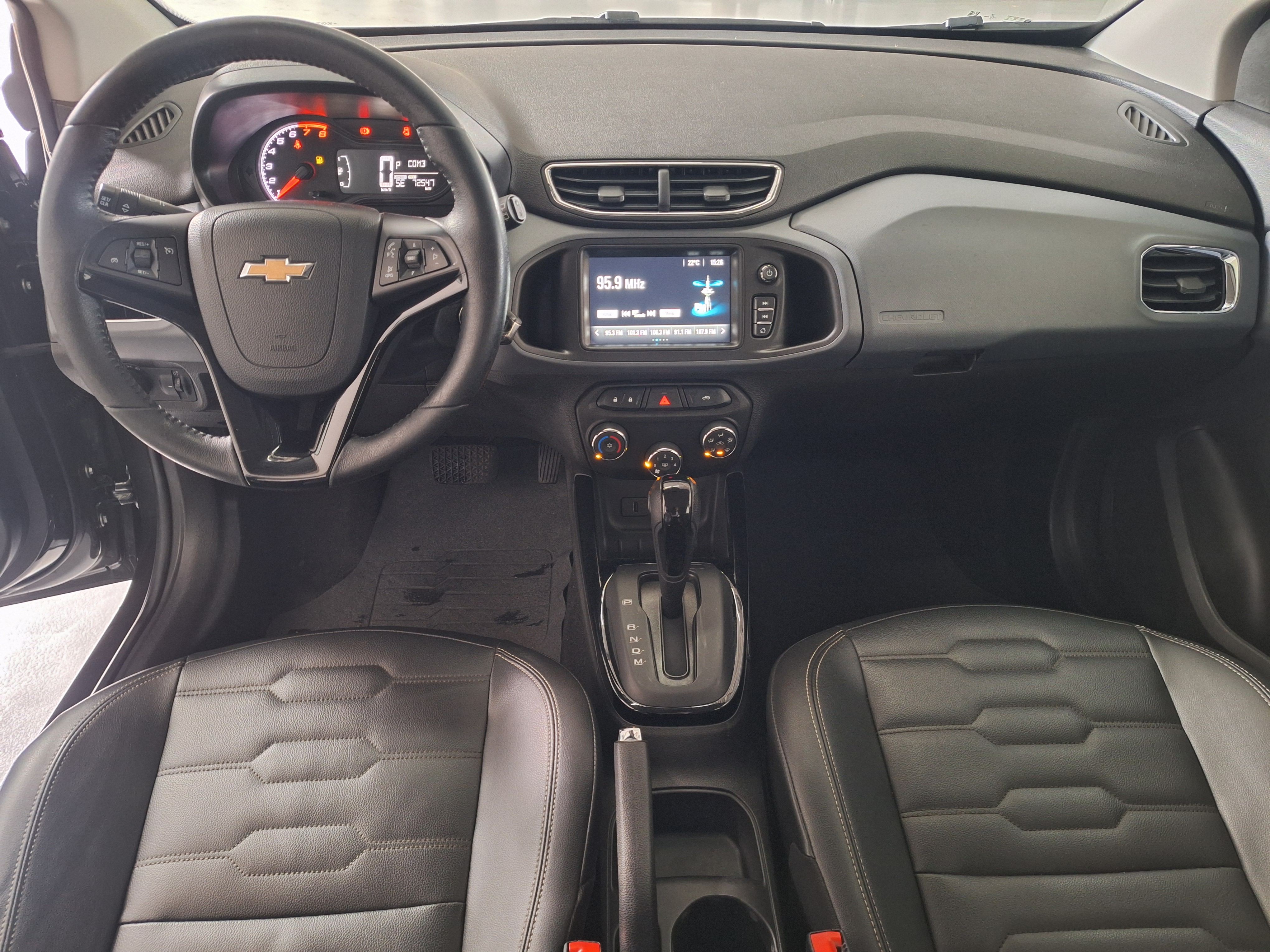 GM - Chevrolet-ONIX-1.4 MPFI LTZ 8V FLEX 4P AUTOMÁTICO