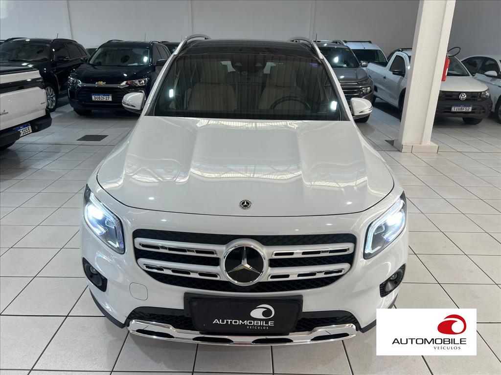 MERCEDES-BENZ GLB 200
