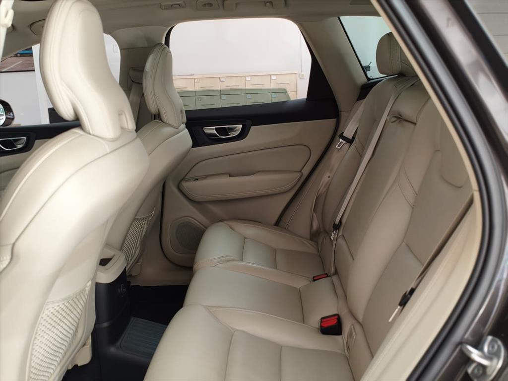 XC60 2.0 T8 RECHARGE ULTIMATE AWD GEARTRONIC9