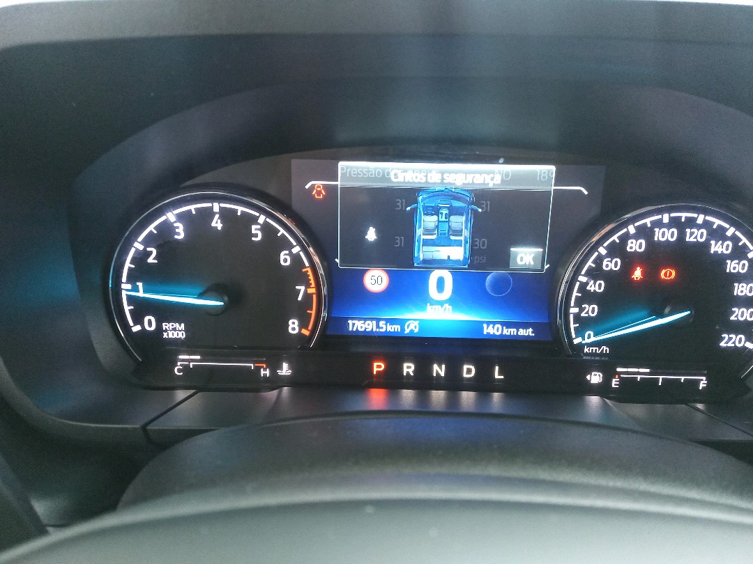 Ford-MAVERICK-2.0 ECOBOOST GASOLINA LARIAT FX4 AUTOMÁTICO