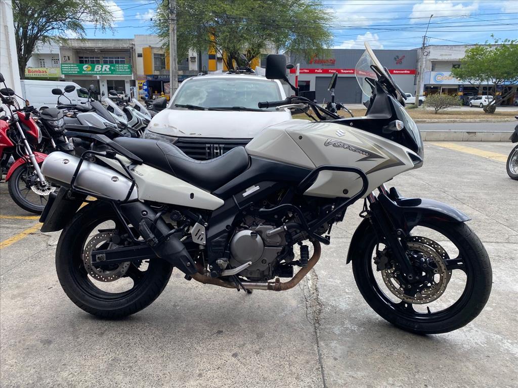 SUZUKI V-STROM foto 2