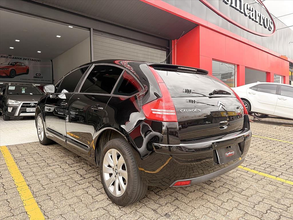 Citroën C4 - 2.0 EXCLUSIVE 16V FLEX 4P MANUAL