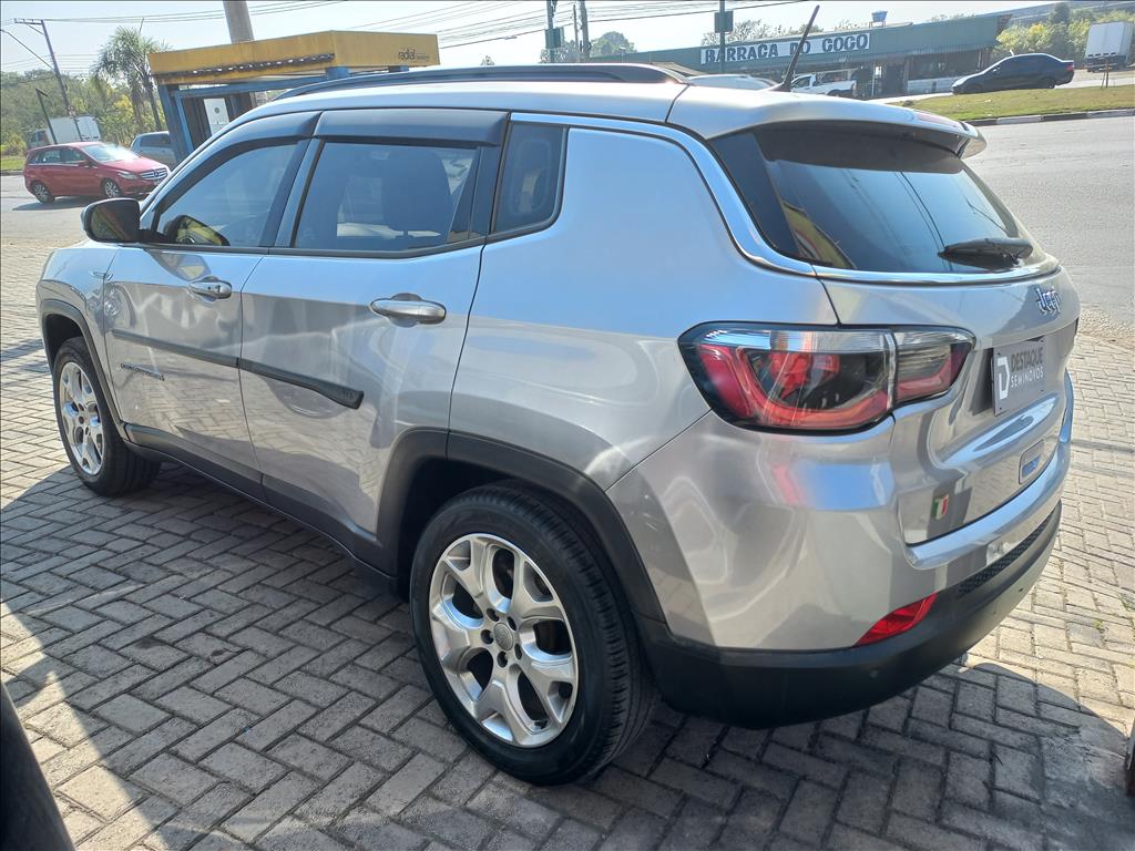Foto ilustrativa do carro