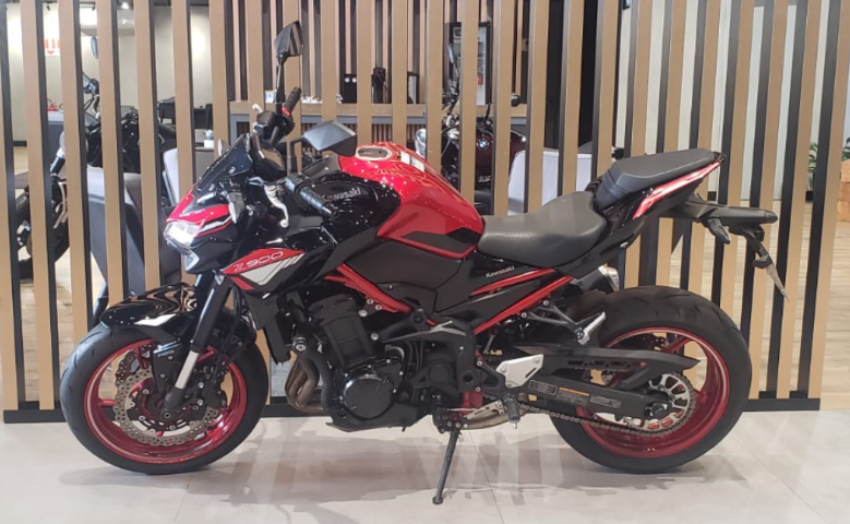 KAWASAKI-Z-900