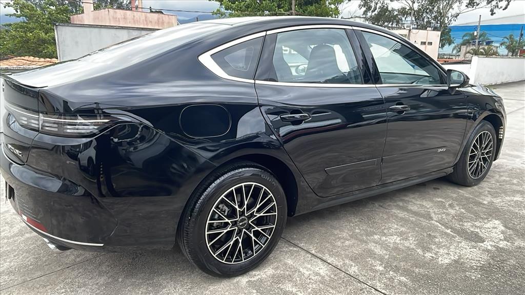 KING 1.5 DM-I PHEV GS AUTOMÁTICO5