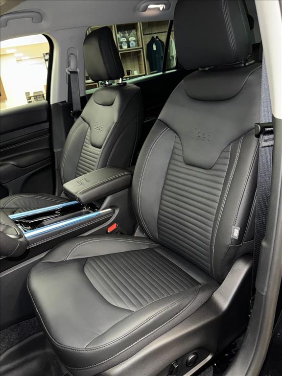 COMMANDER 1.3 T270 TURBO FLEX LONGITUDE AT611