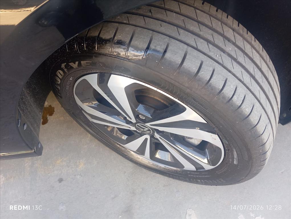 VIRTUS 1.0 200 TSI COMFORTLINE AUTOMÁTICO18