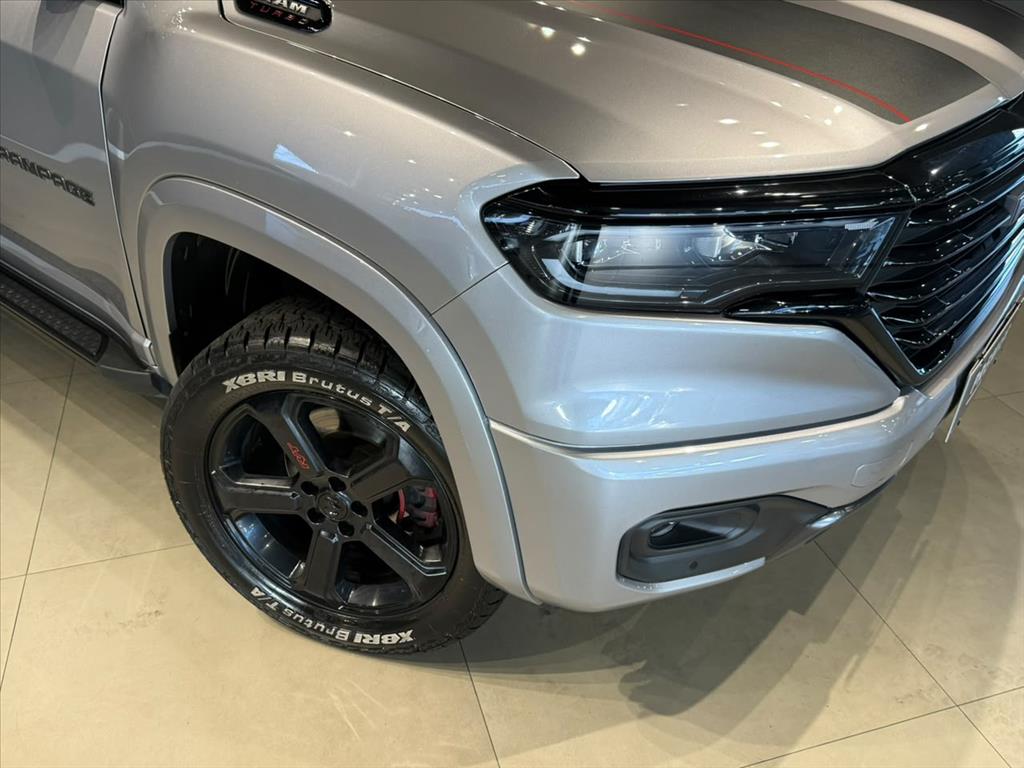 RAMPAGE 2.0 HURRICANE 4 TURBO GASOLINA R/T 4X4 AUTOMÁTICO1