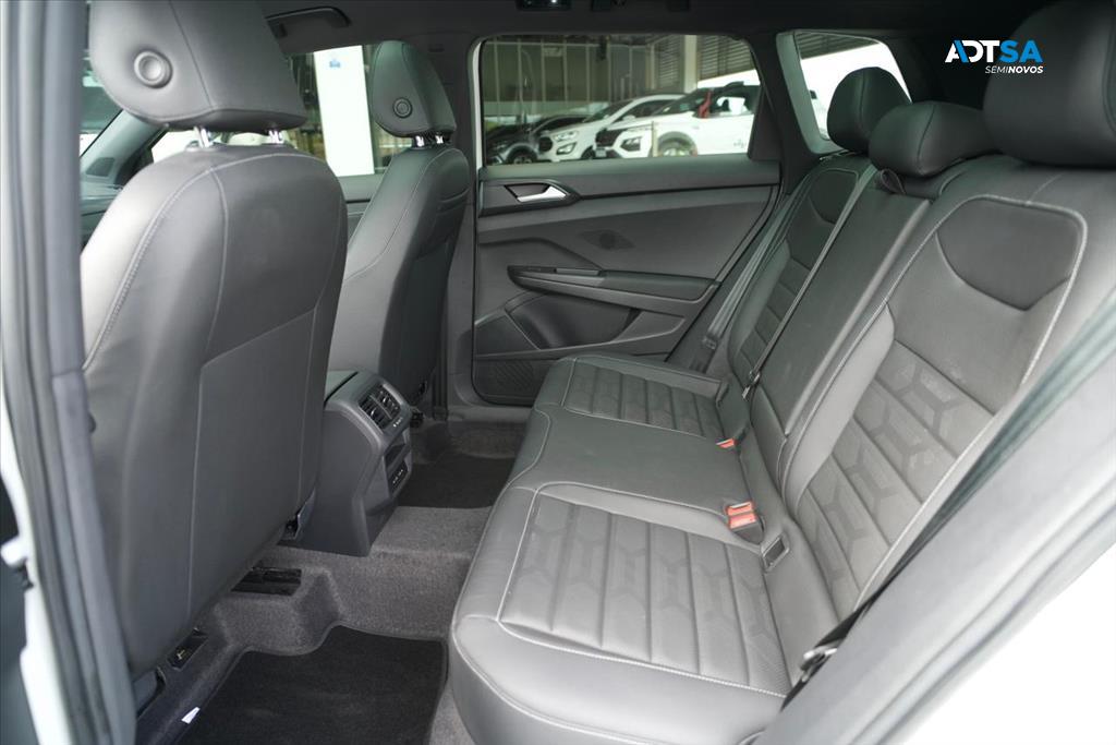 VOLKSWAGEN TAOS 1.4 250 TSI TOTAL FLEX HIGHLINE AUTOMÁTICO