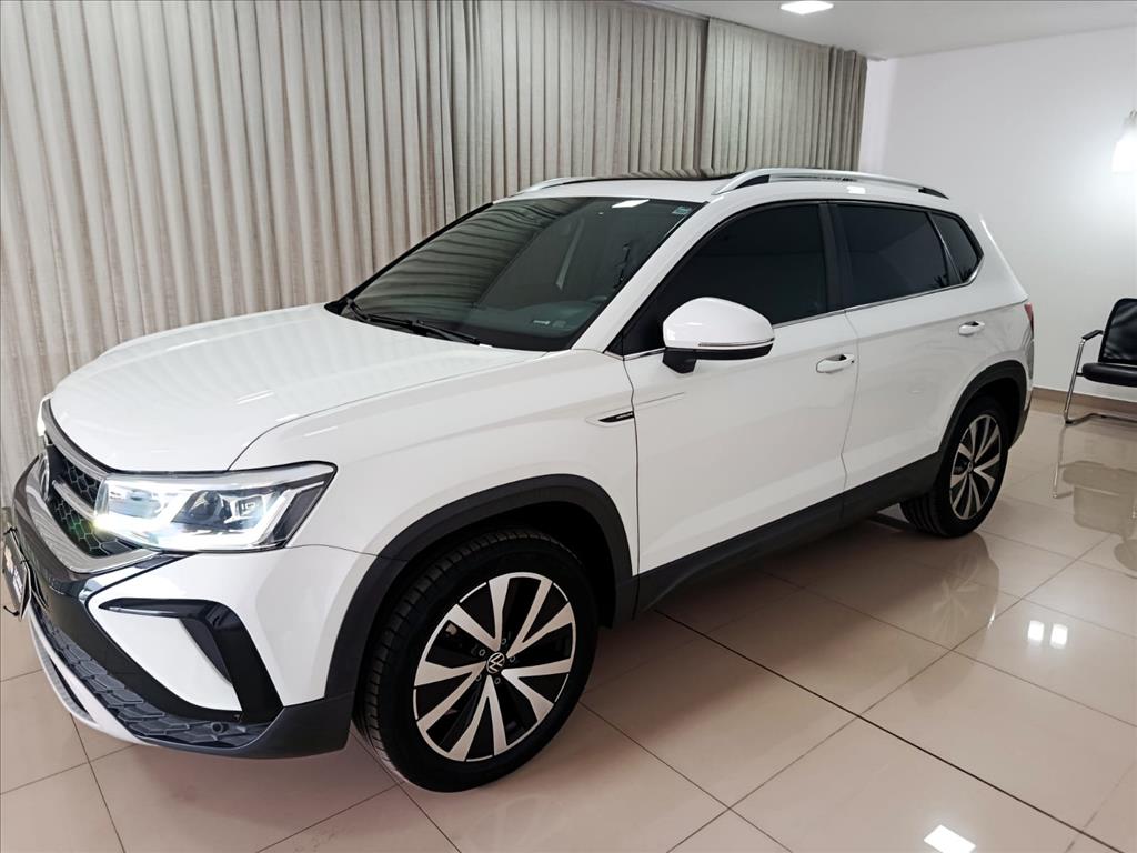 TAOS 1.4 250 TSI TOTAL FLEX HIGHLINE AUTOMÁTICO1