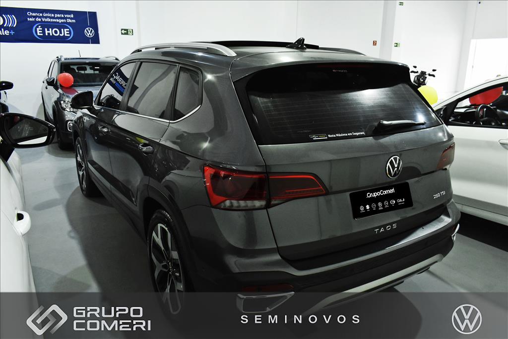 TAOS 1.4 250 TSI TOTAL FLEX HIGHLINE AUTOMÁTICO1