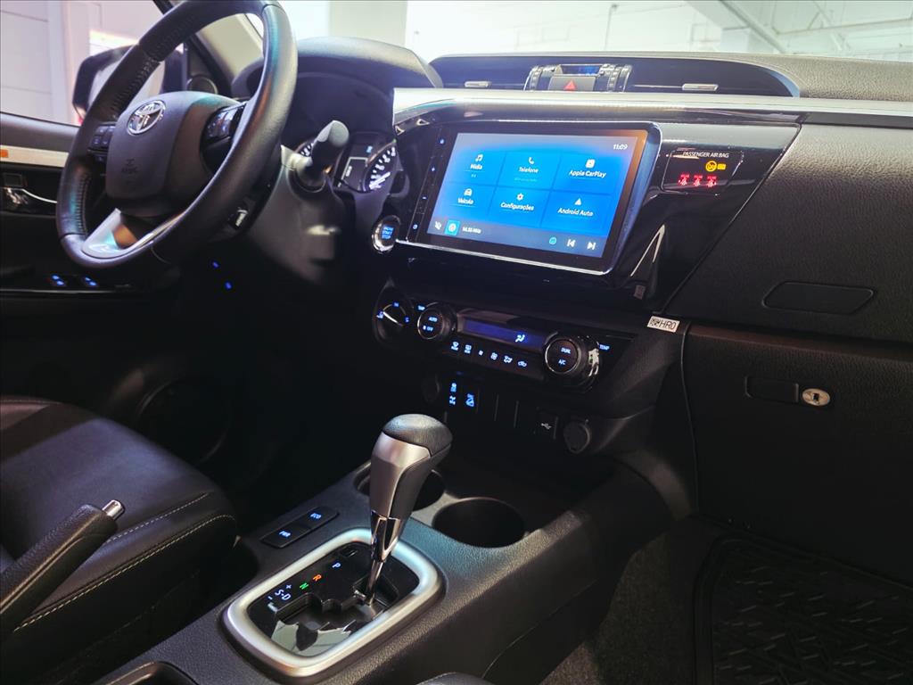 HILUX 2.8 D-4D TURBO DIESEL CD SRV 4X4 AUTOMÁTICO12