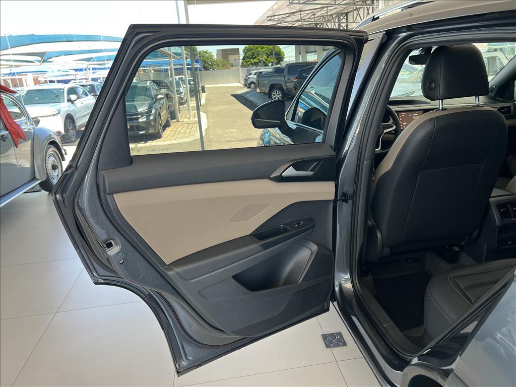 TAOS 1.4 250 TSI TOTAL FLEX HIGHLINE AUTOMÁTICO16