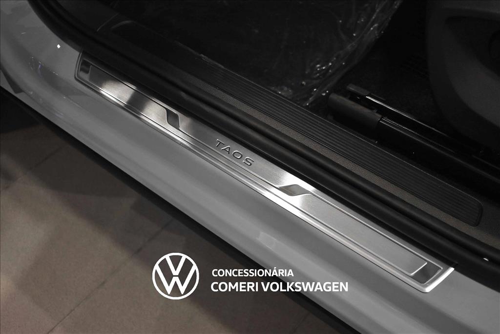 TAOS 1.4 250 TSI TOTAL FLEX HIGHLINE AUTOMÁTICO12
