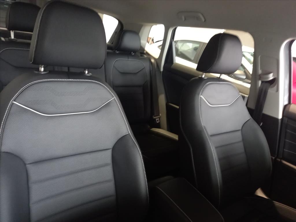 TAOS 1.4 250 TSI TOTAL FLEX HIGHLINE AUTOMÁTICO9