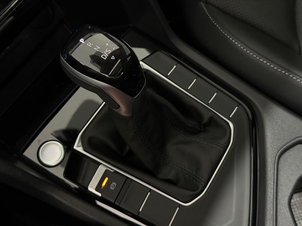 TAOS 1.4 250 TSI TOTAL FLEX HIGHLINE AUTOMÁTICO12