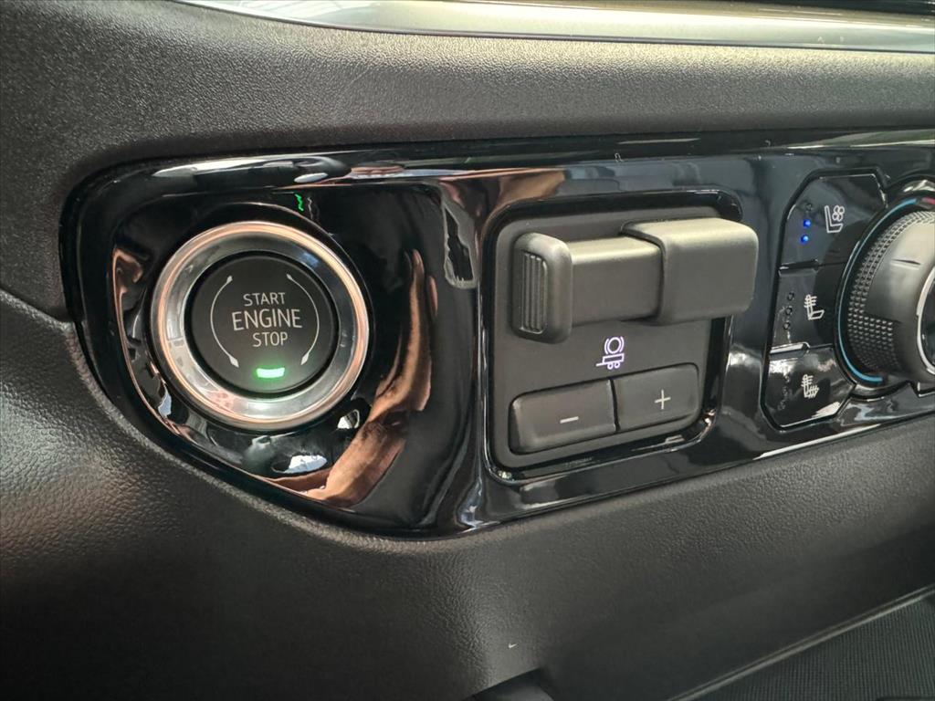 SILVERADO 5.3 V8 GASOLINA 1500 HIGH COUNTRY 4X4 AUTOMÁTICO11