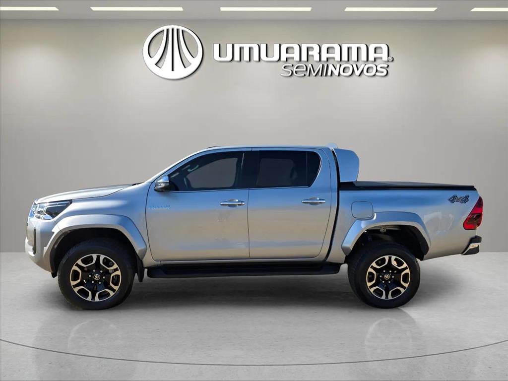 HILUX 2.8 D-4D TURBO DIESEL CD SRX 4X4 AUTOMÁTICO6