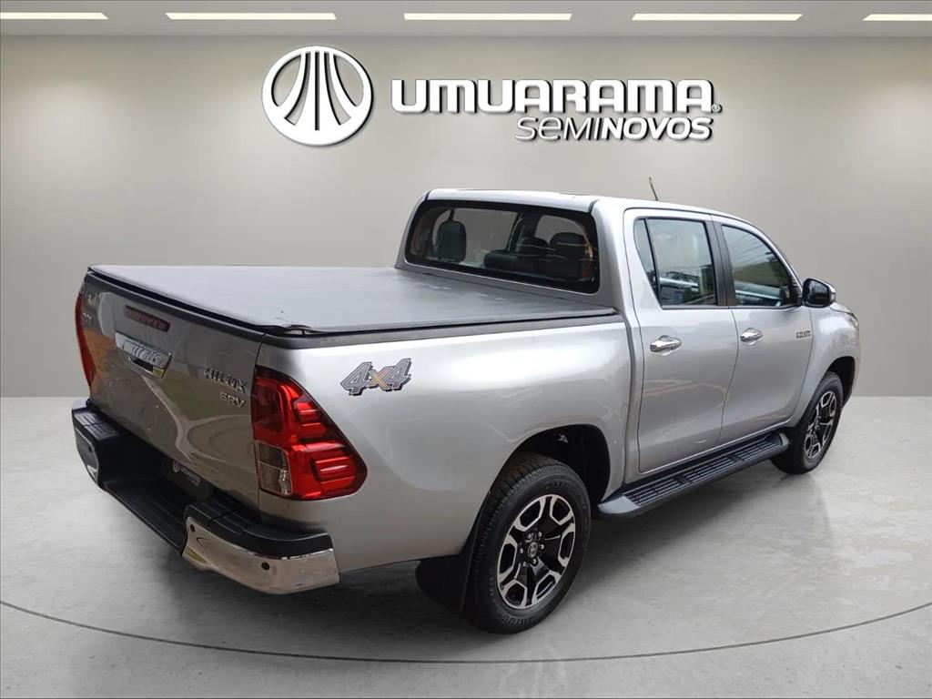 HILUX 2.8 D-4D TURBO DIESEL CD GR-S 4X4 AUTOMÁTICO3