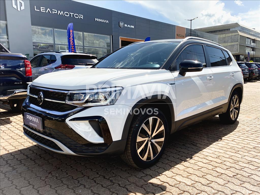 TAOS 1.4 250 TSI TOTAL FLEX COMFORTLINE AUTOMÁTICO