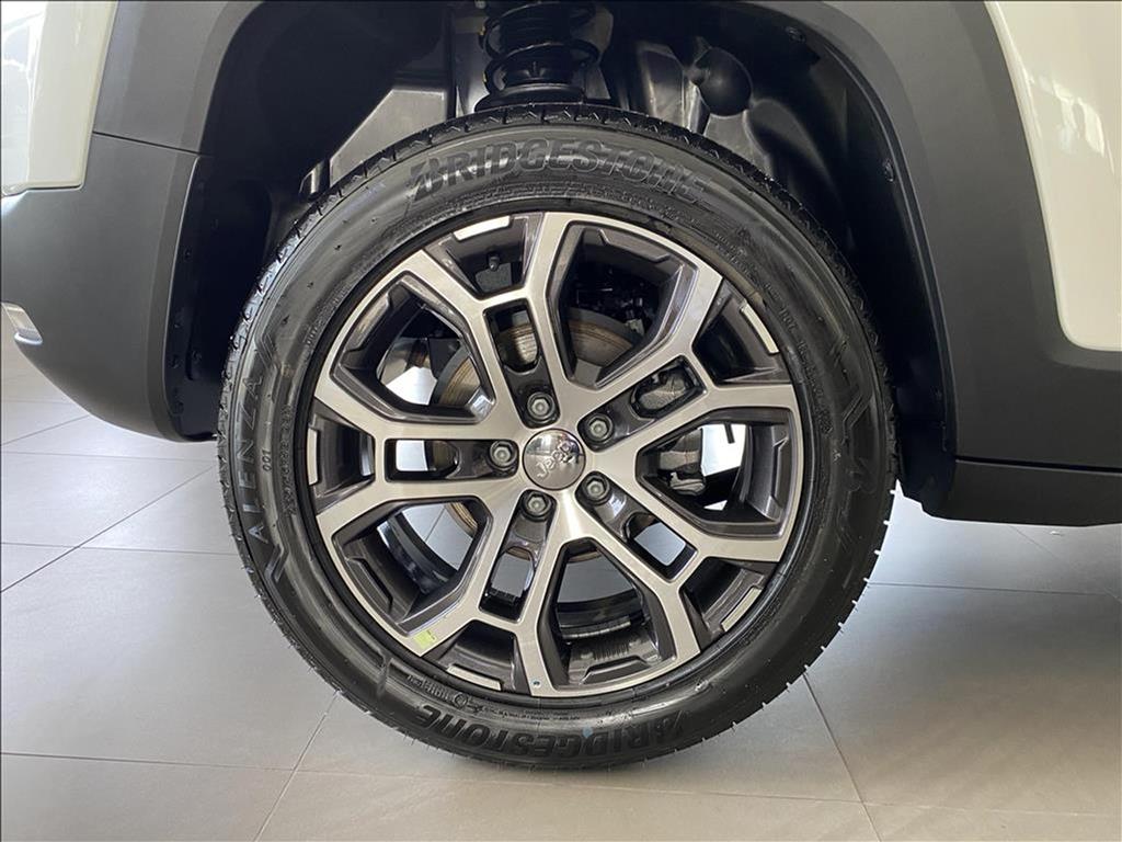 RENEGADE 1.3 T270 TURBO FLEX LONGITUDE AT68