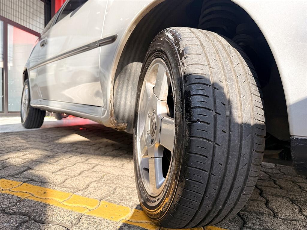 Volkswagen Gol - 1.6 CLI 8V GASOLINA 2P MANUAL