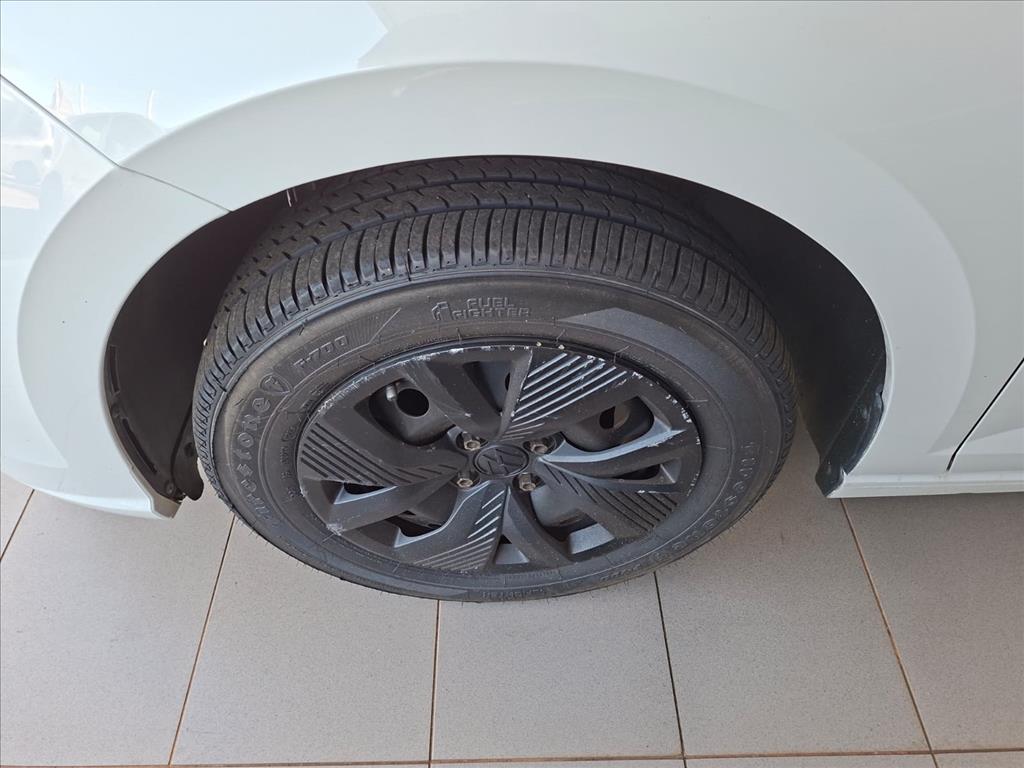 POLO 1.0 MPI TRACK MANUAL12