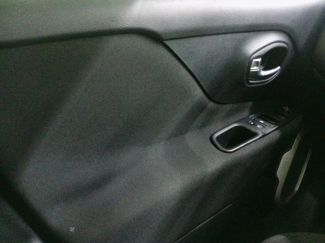 RENEGADE 1.8 16V FLEX SPORT 4P AUTOMÁTICO13