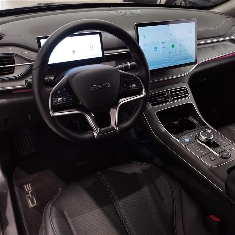 KING 1.5 DM-I PHEV GS AUTOMÁTICO10