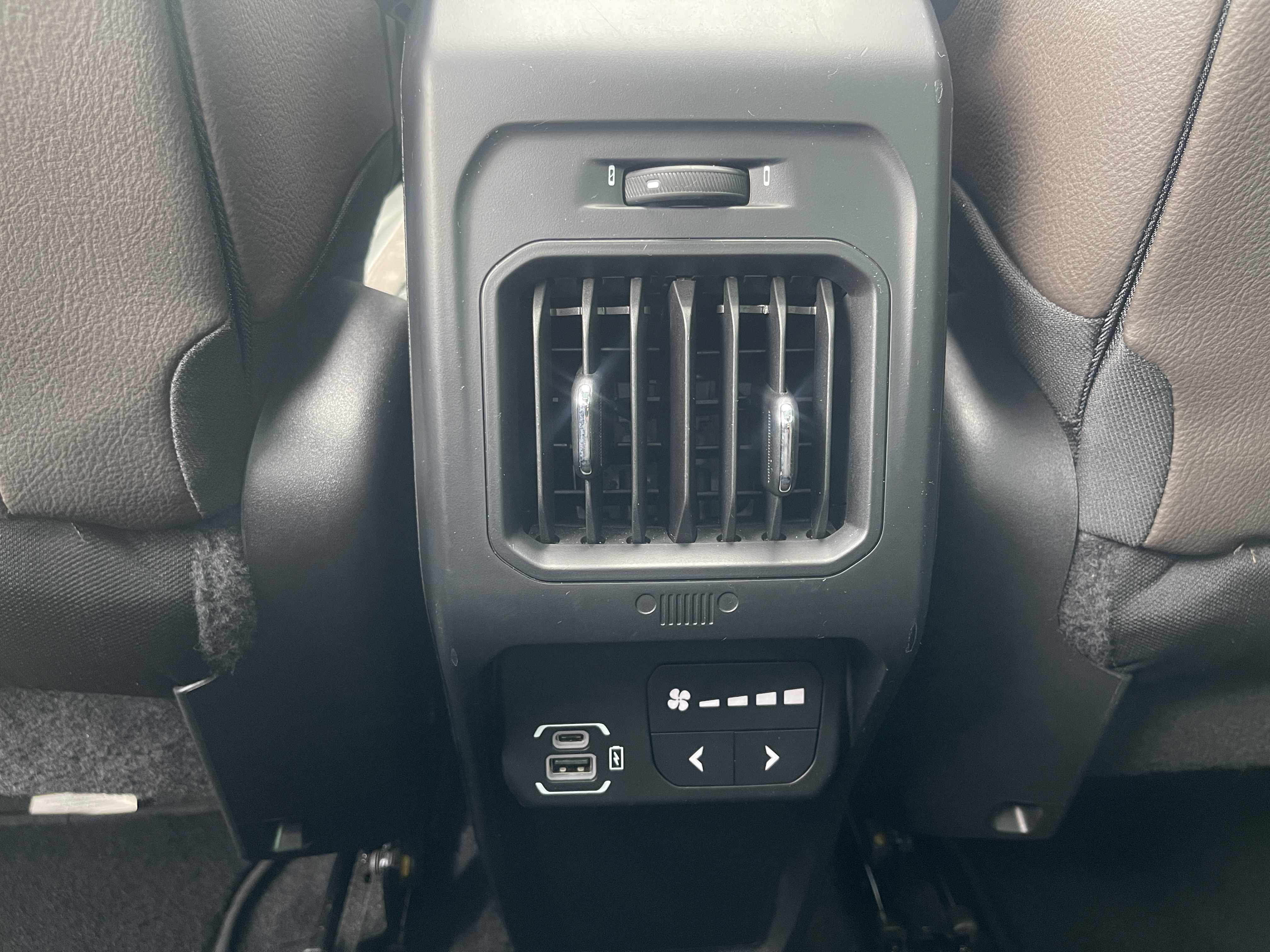 COMMANDER 2.0 TD380 TURBO DIESEL OVERLAND AT915
