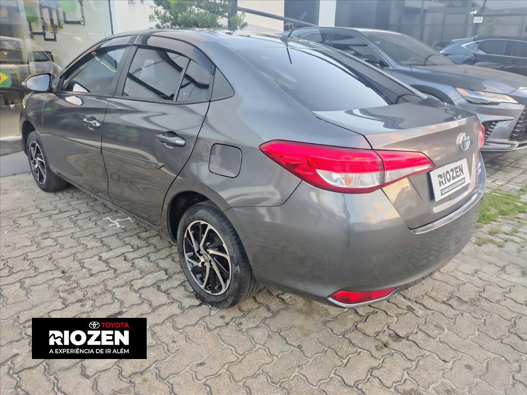 YARIS 1.5 16V FLEX SEDAN XLS CONNECT MULTIDRIVE2
