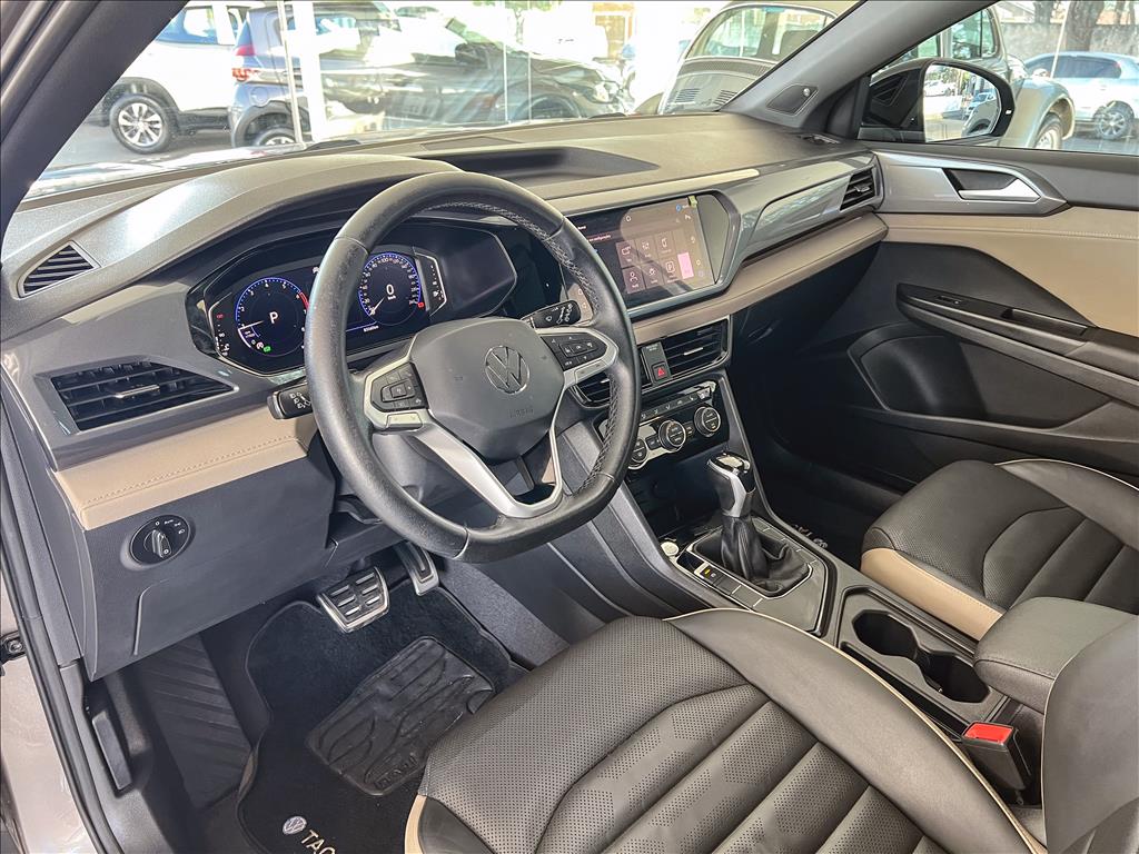 TAOS 1.4 250 TSI TOTAL FLEX HIGHLINE AUTOMÁTICO