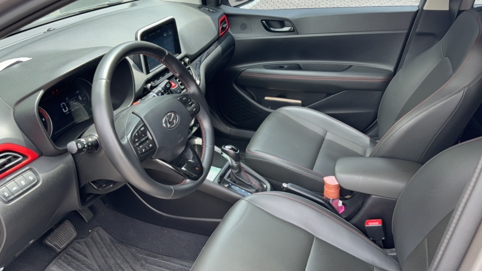 Hyundai-HB20X-1.6 16V FLEX DIAMOND AUTOMÁTICO