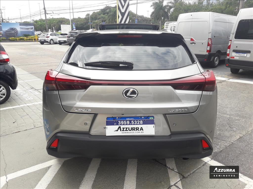 UX 300h 2.0 VVT-I HYBRID CVT
