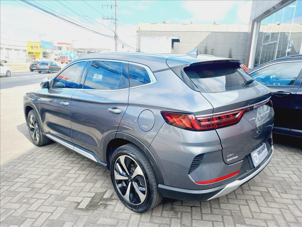 Foto ilustrativa do carro