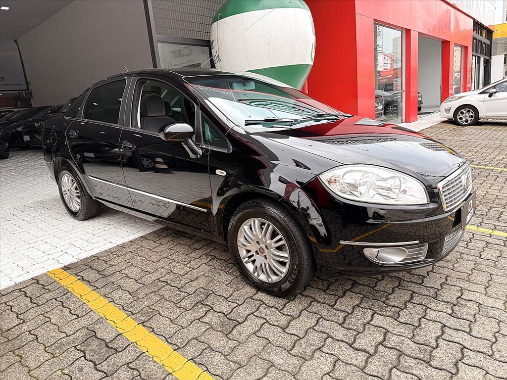 FIAT LINEA 1.9 MPI HLX 16V FLEX 4P MANUAL