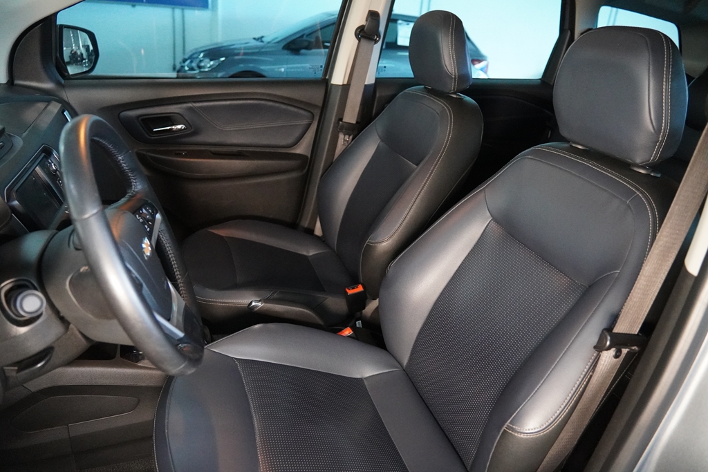 SPIN 1.8 PREMIER 8V FLEX 4P AUTOMÁTICO8