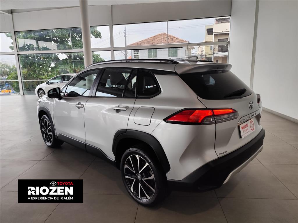 Toyota COROLLA CROSS 2026