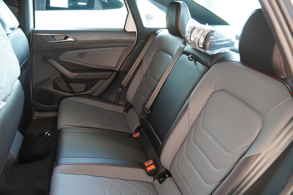 JETTA 2.0 350 TSI GASOLINA GLI DSG10