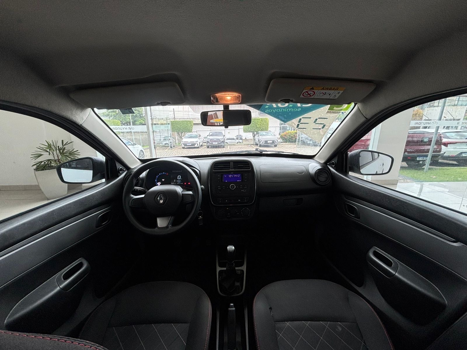 Renault-KWID-1.0 12V SCE FLEX ZEN MANUAL