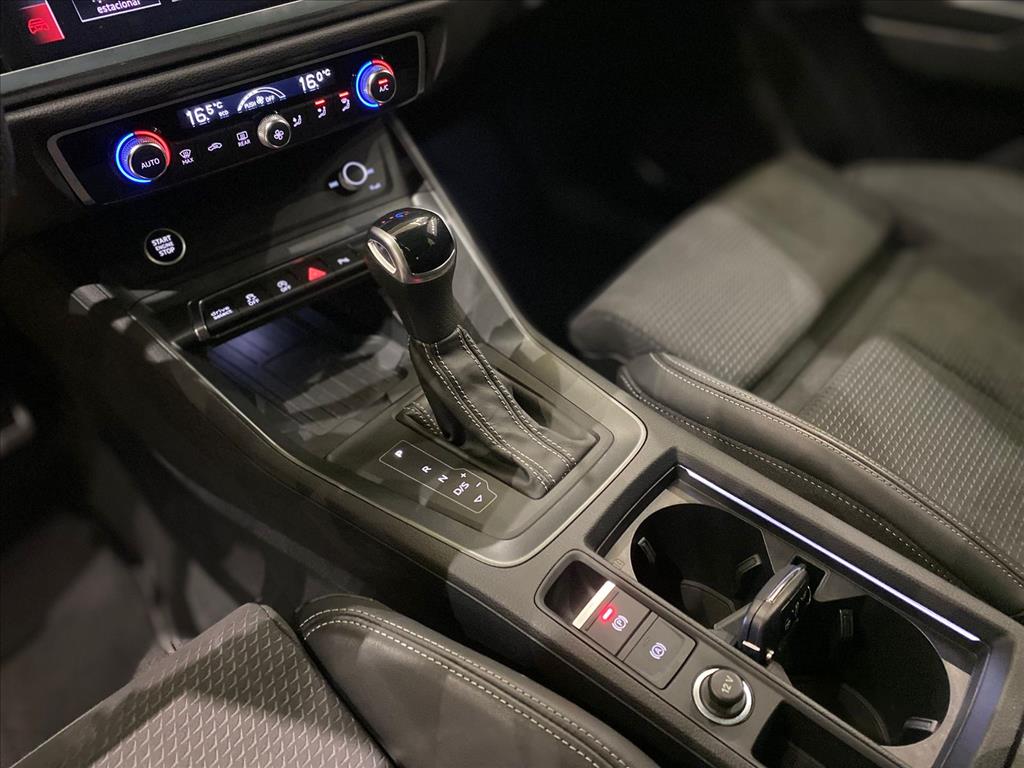 Q3 2.0 40 TFSI GASOLINA PERFORMANCE BLACK QUATTRO TIPTRONIC